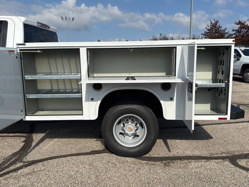 2026 Chevrolet Silverado 3500HD CC Work Truck