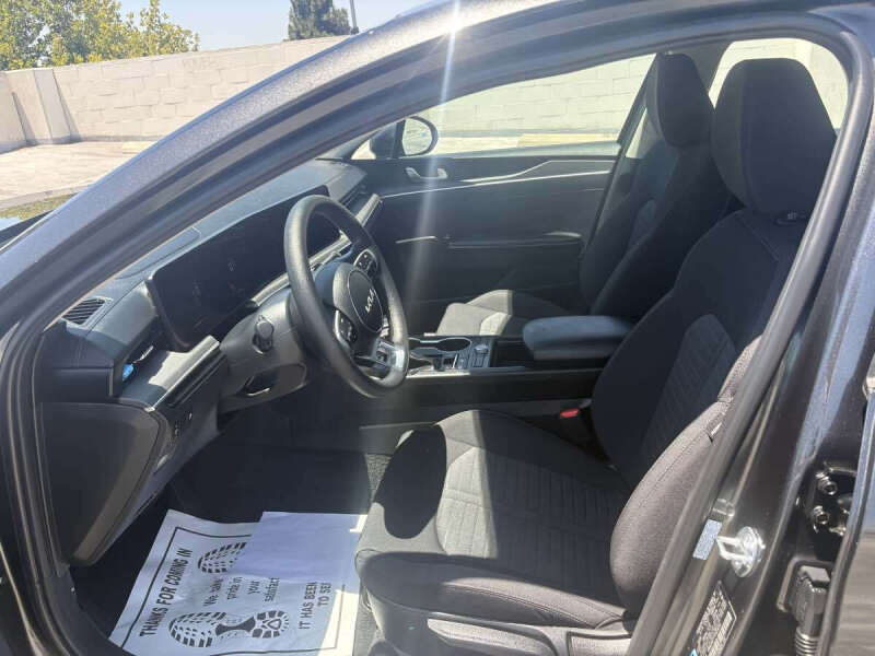 2026 Kia K5 LXS