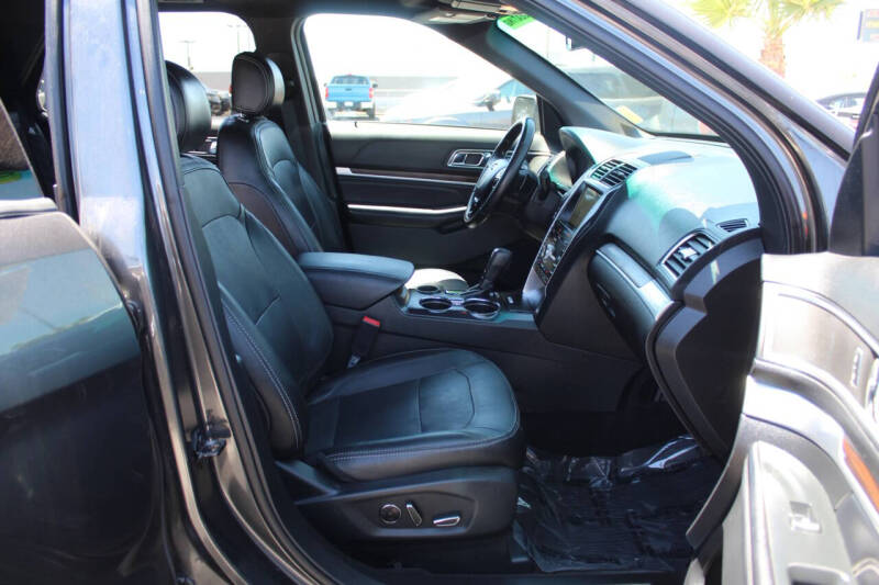 2017 Ford Explorer Limited