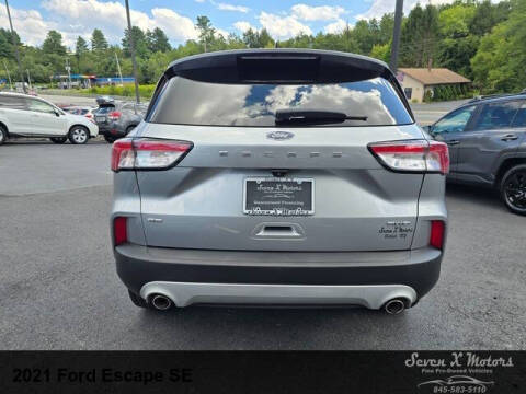 2021 Ford Escape SE