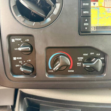 2011 Ford E-350