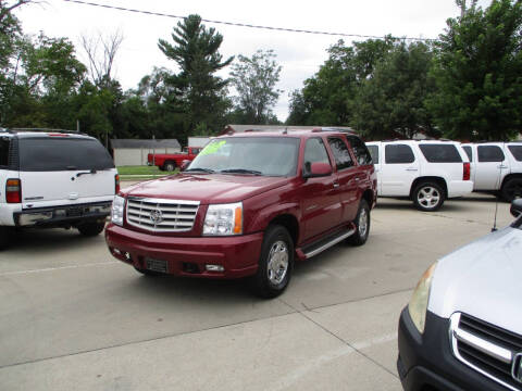 2005 Cadillac Escalade for sale at The Auto Specialist Inc. in Des Moines IA