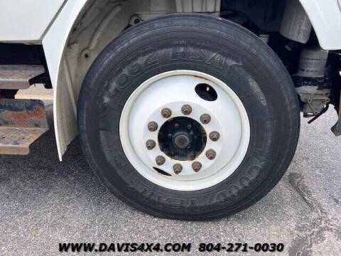 2014 Freightliner M2 106