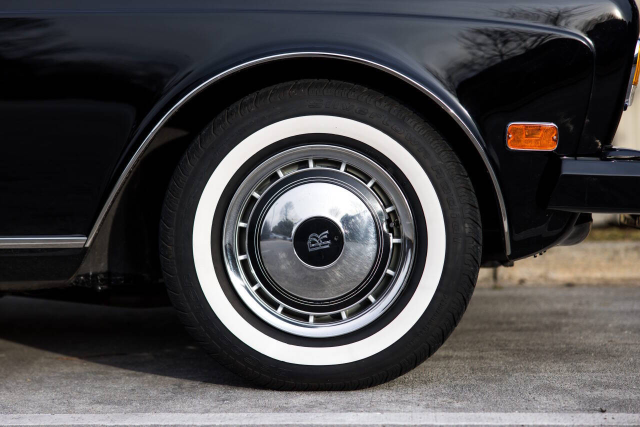 1991 Rolls-Royce Corniche 16