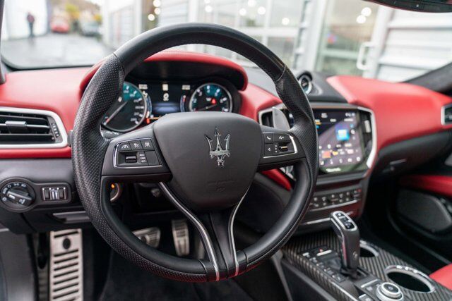 2022 Maserati Ghibli 16