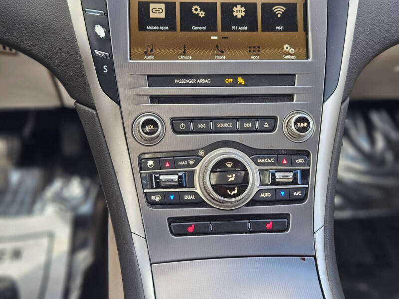 2017 Lincoln MKZ Select