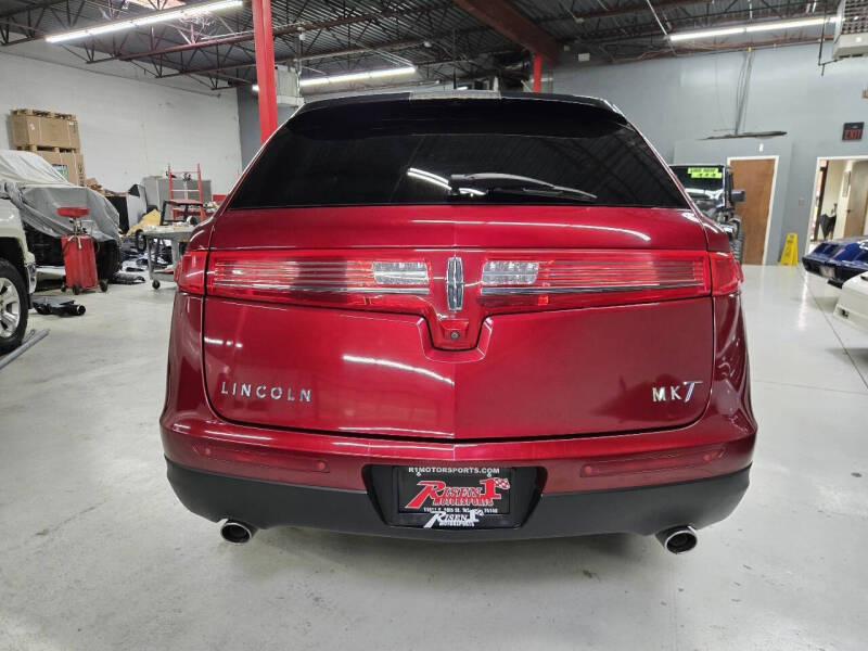 2014 Lincoln MKT