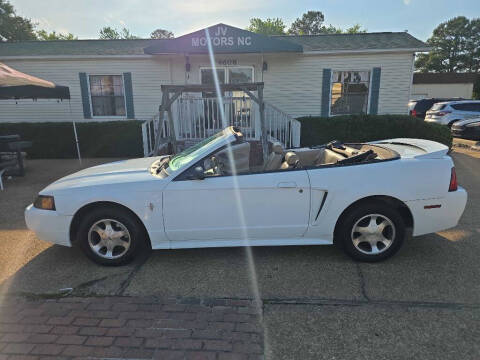 2000 Ford Mustang