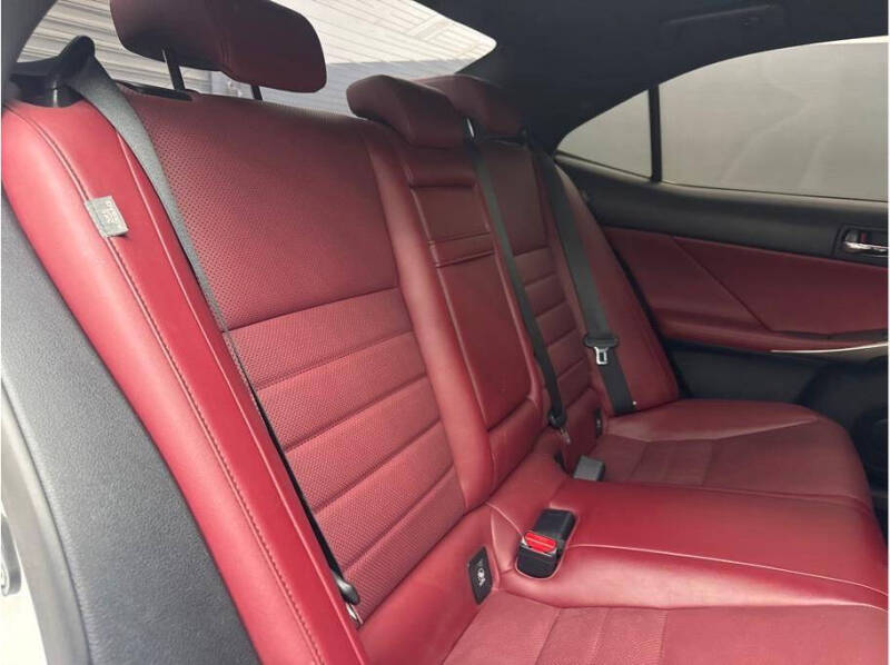 2016 Lexus IS 200t