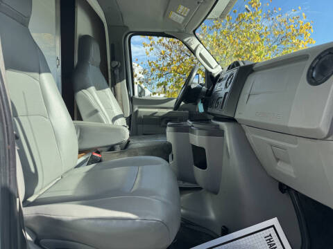 2018 Ford E-Series E-350 SD