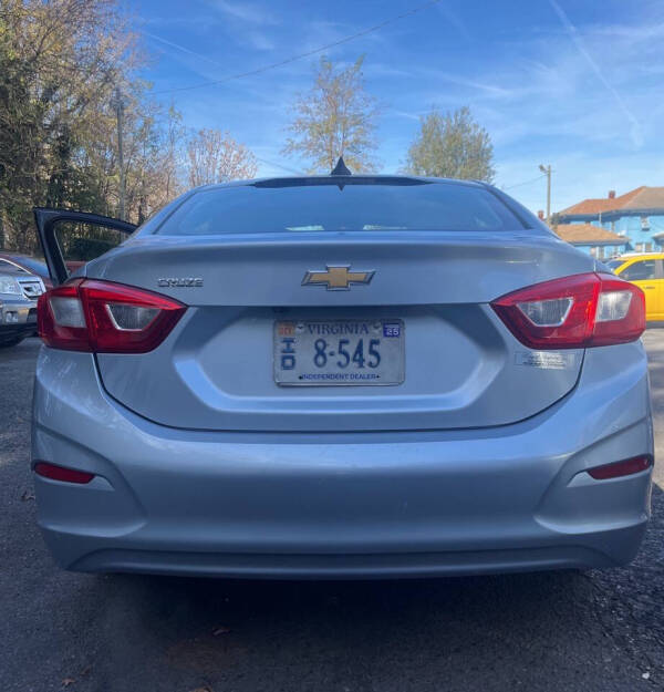 2017 Chevrolet Cruze LS Auto