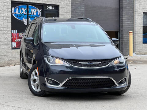 2020 Chrysler Pacifica Touring L