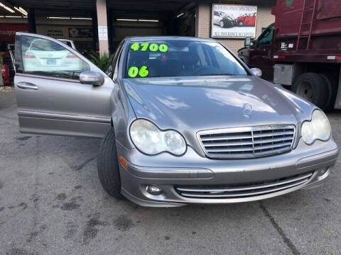 2006 Mercedes-Benz C-Class for sale at NATIONAL AUTO GROUP INC in Chicago IL