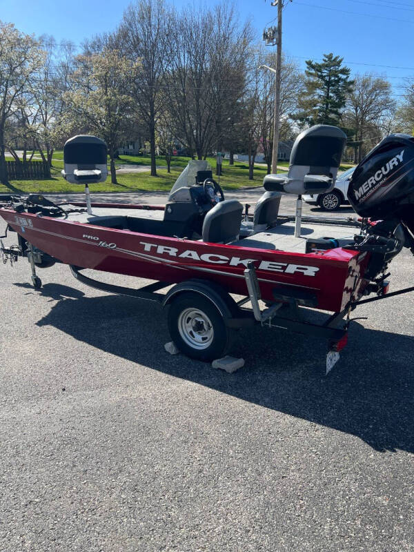 2019 Tracker PRO 160