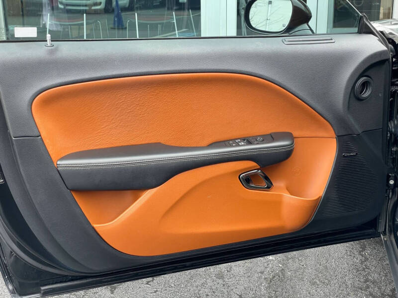 2016 Dodge Challenger SRT Hellcat