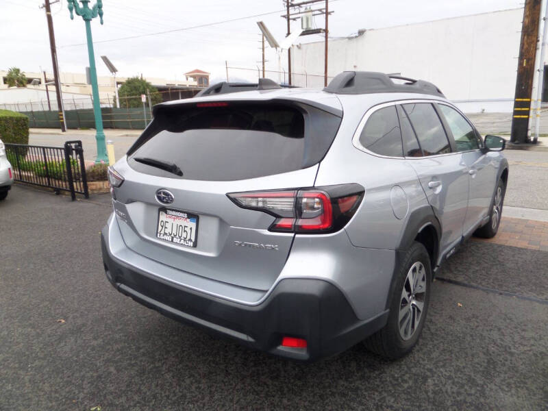 2023 Subaru Outback Premium