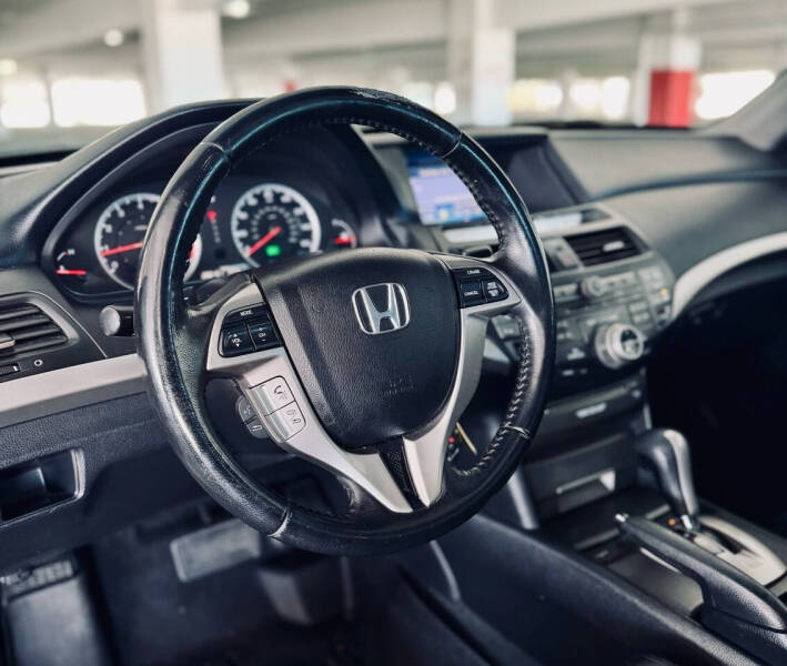 2012 Honda Accord EX-L V6 w/Navi