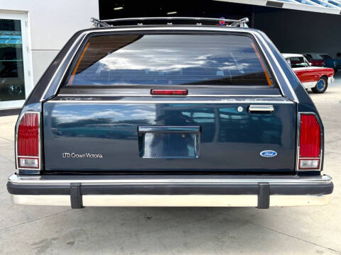 1988 Ford LTD Crown Victoria