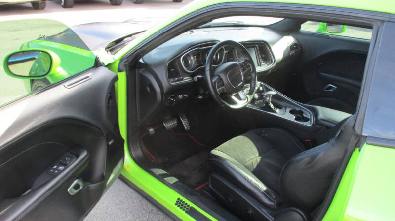 2015 Dodge Challenger SRT 392