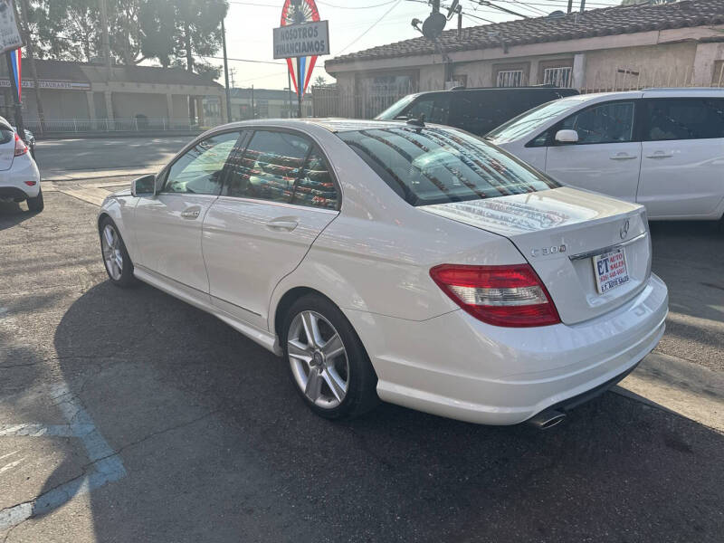 2011 Mercedes-Benz C-Class C300 Sport photo 4