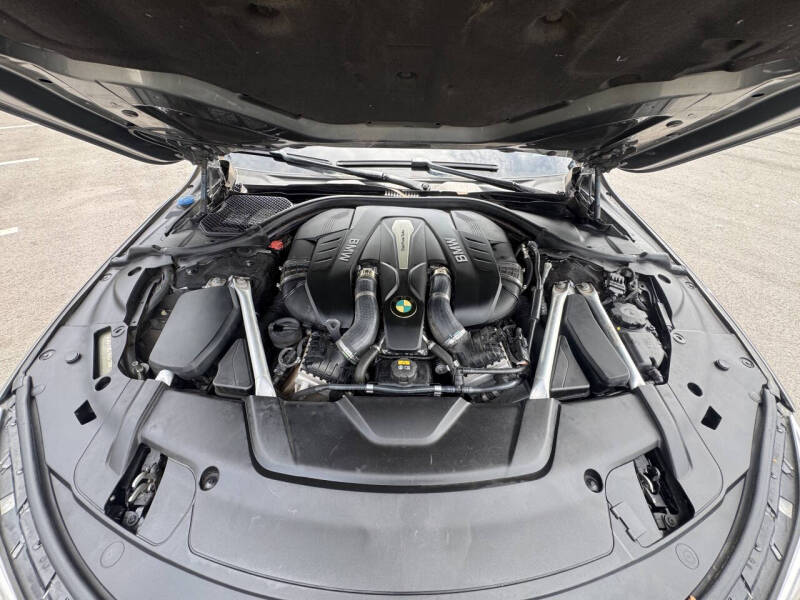 2018 BMW 7 Series 750i
