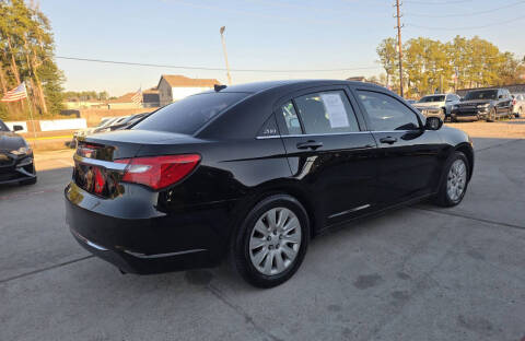 2012 Chrysler 200 LX