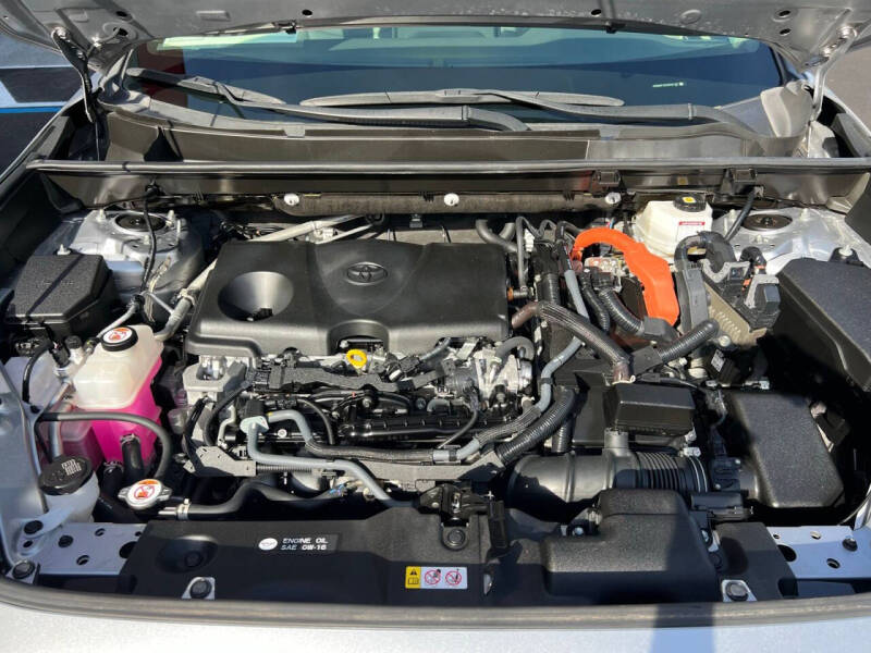 2022 Toyota RAV4 Hybrid XLE Premium