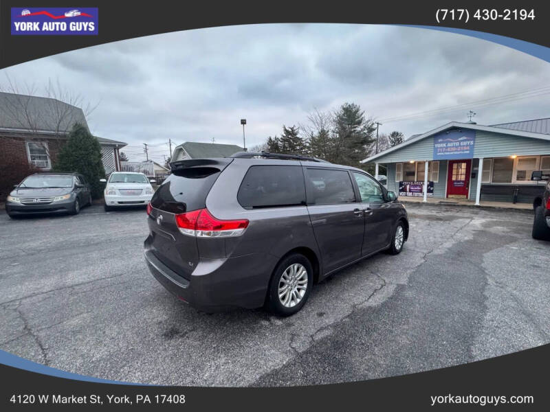 2013 Toyota Sienna