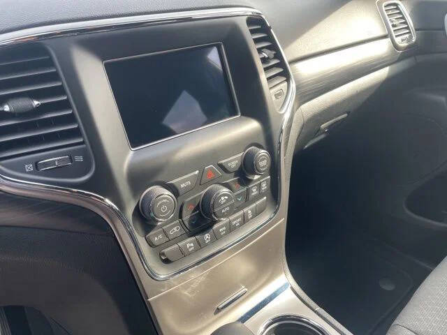 2020 Jeep Grand Cherokee Laredo E