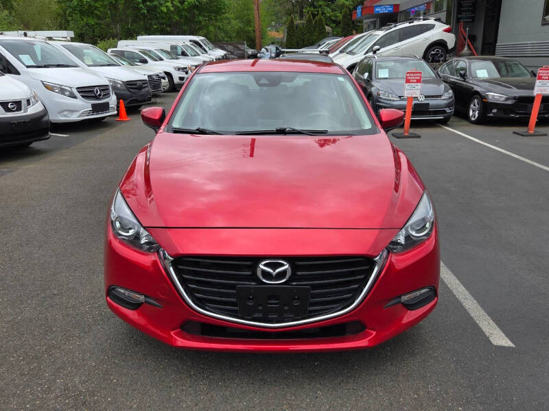 2018 Mazda MAZDA3 Touring