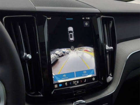 2025 Volvo XC60 B5 Plus Dark Theme