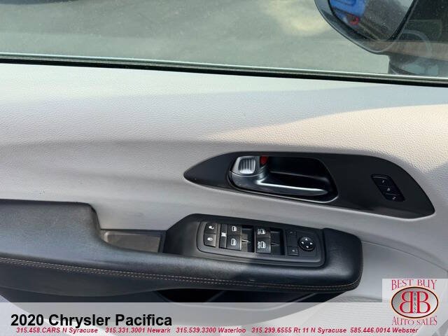 2020 Chrysler Pacifica Touring L