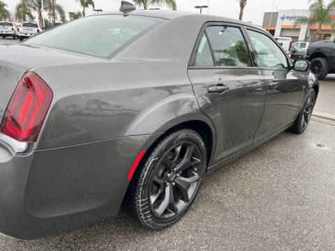 2023 Chrysler 300 S V6