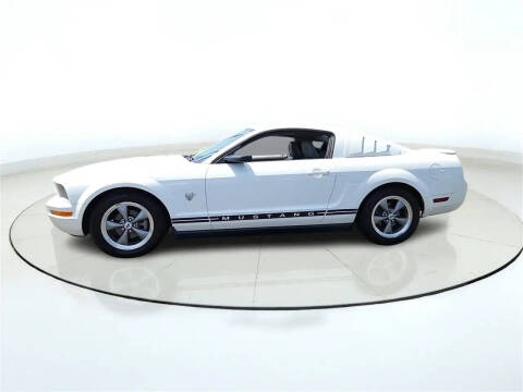 2009 Ford Mustang V6 Deluxe