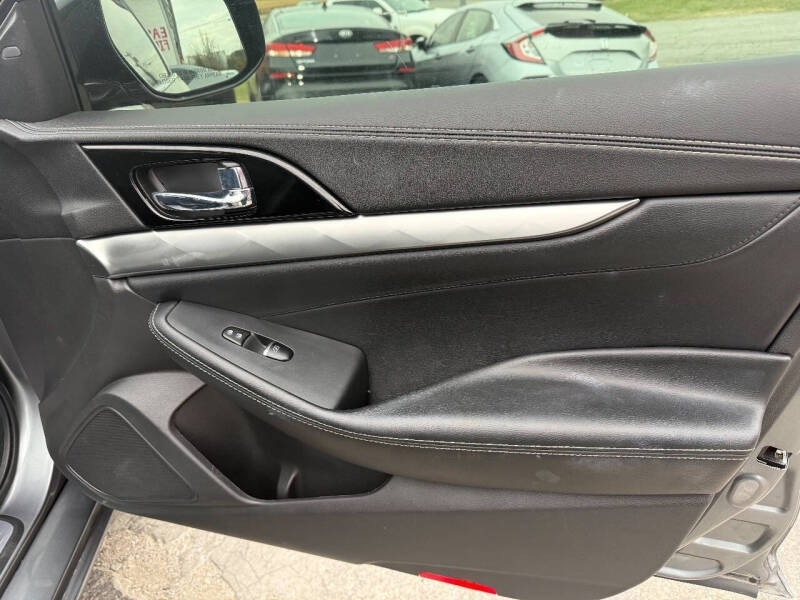 2020 Nissan Maxima 3.5 SV