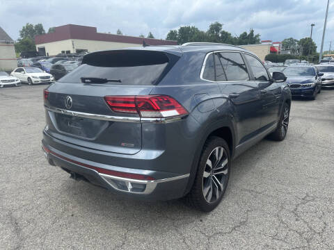 2020 Volkswagen Atlas Cross Sport V6 SEL R-Line 4Motion