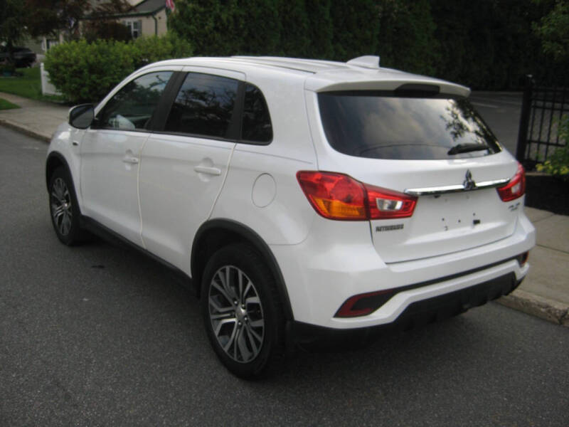 2018 Mitsubishi Outlander Sport LE