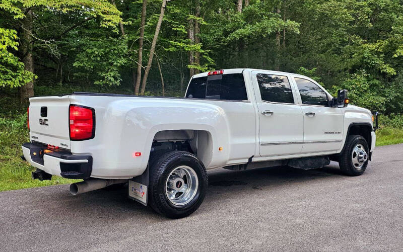 2019 GMC Sierra 3500HD Denali