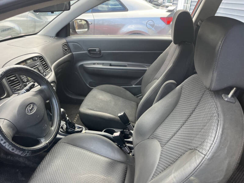 2011 Hyundai Accent GL