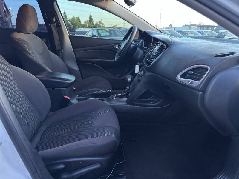 2016 Dodge Dart SE