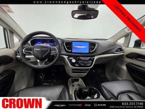 2024 Chrysler Pacifica Touring L