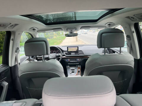 2018 Audi Q5 2.0T quattro Premium Plus