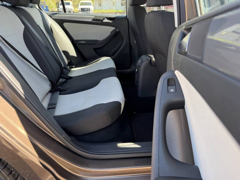 2015 Volkswagen Jetta