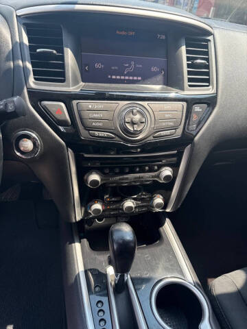 2018 Nissan Pathfinder S