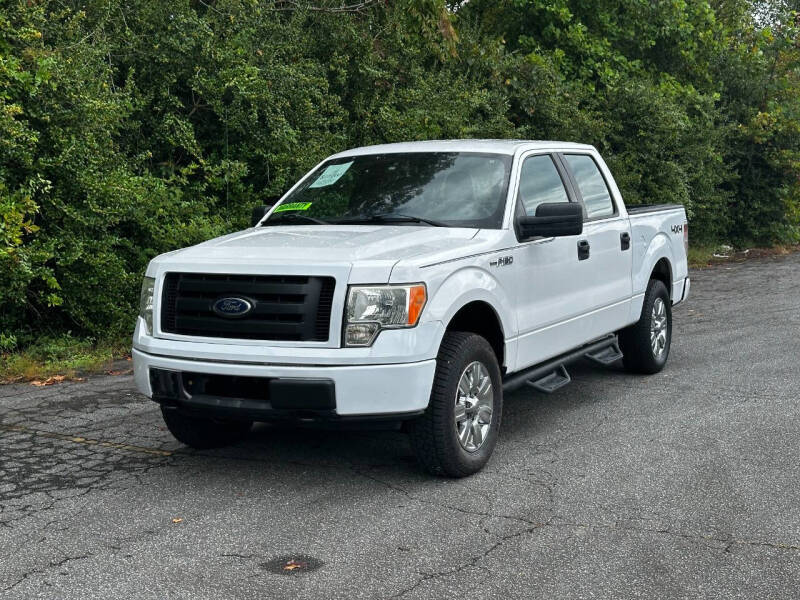 2012 Ford F-150 XL's photo