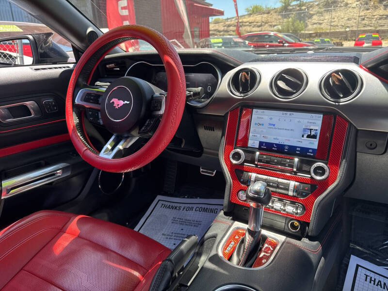 2022 Ford Mustang EcoBoost Premium