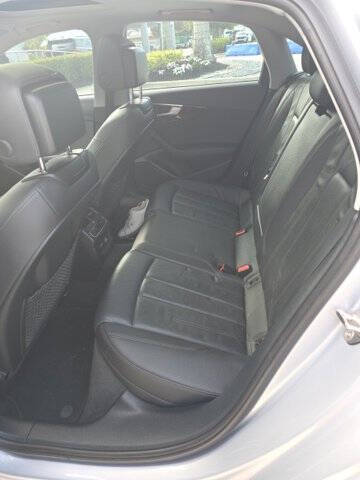 2019 Audi A4 quattro Premium Plus 45 TFSI