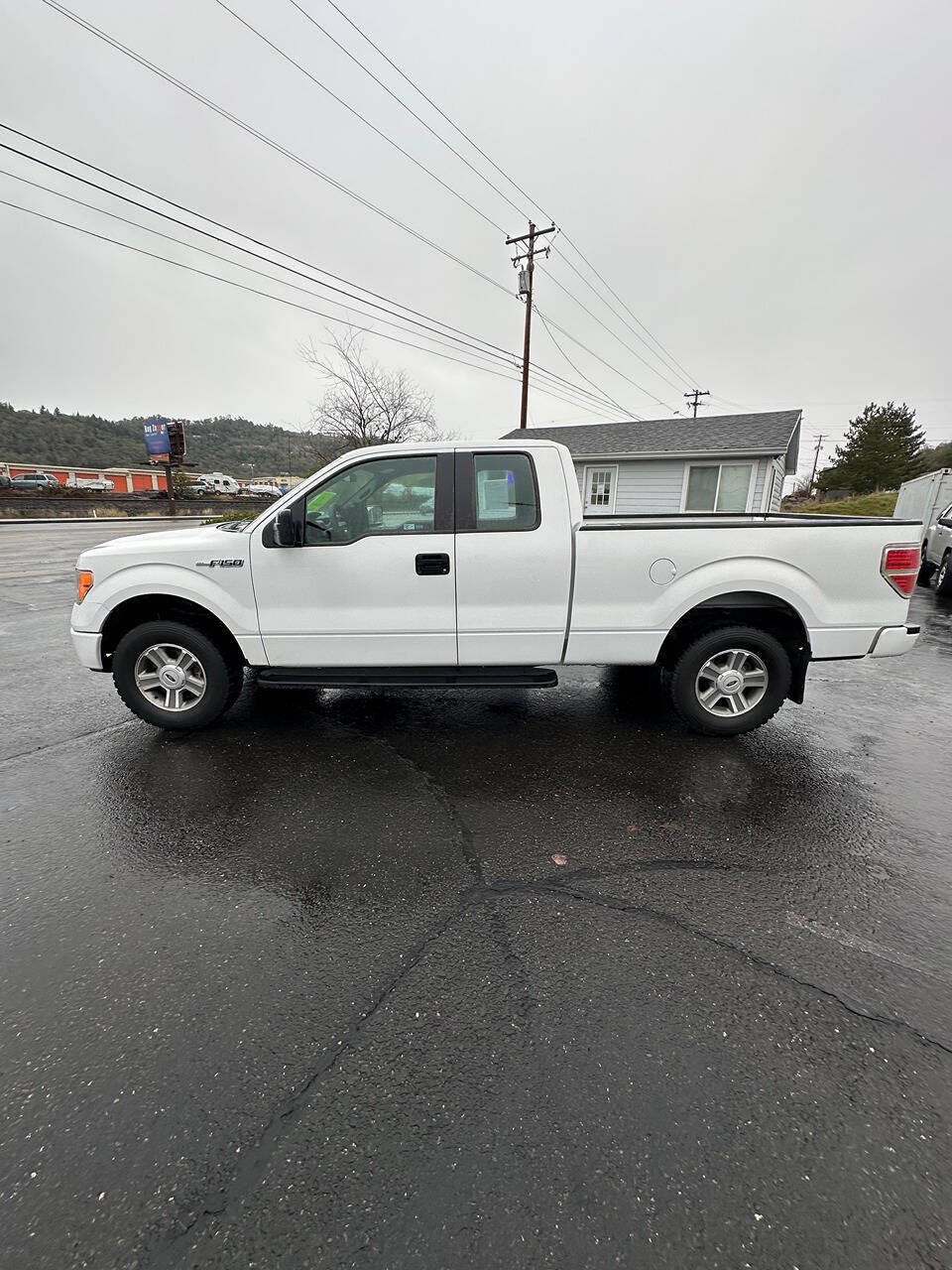 2013 Ford F-150 for sale at Jordan Motors in Roseburg, OR