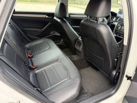 2015 Volkswagen Passat