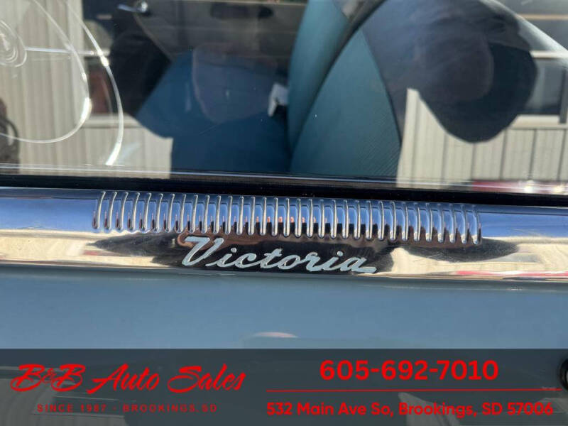 1952 Ford Crestline